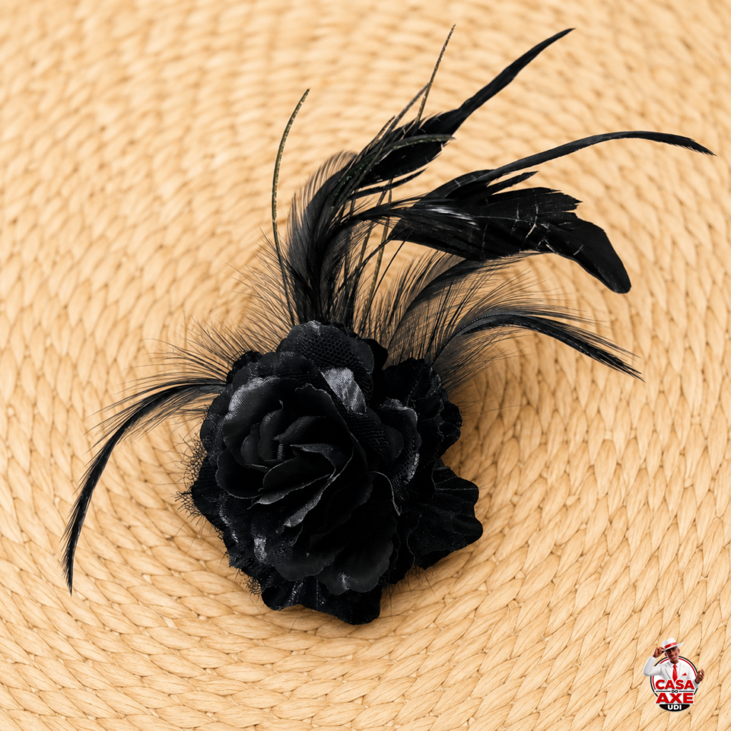 Broche de Rosa Preta com Penas Modelo 2 | Casa do Axe Udi