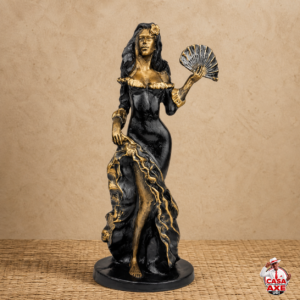 Imagem Feminina Preta e Dourada com Leque | Casa do Axe Udi
