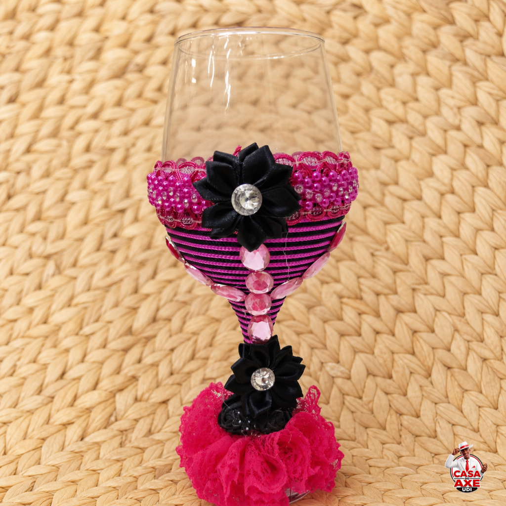 Taça Decorada Rosa e Preta | Casa do Axe Udi