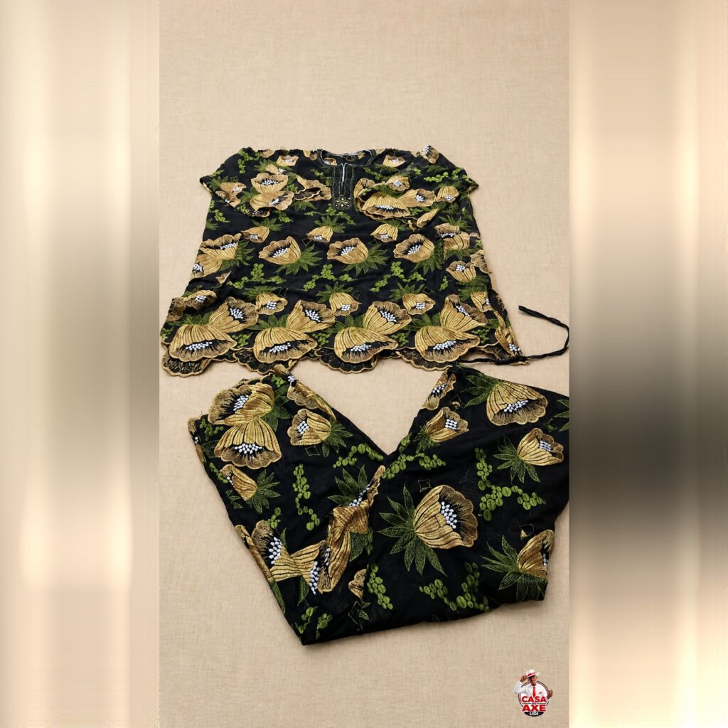 Conjunto Estampado Preto Floral 2 peças | Casa do Axe Udi