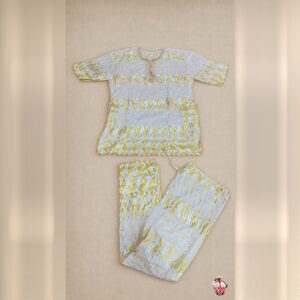 Conjunto Estampado Branco e Amarelo 2 peças | Casa do Axe Udi