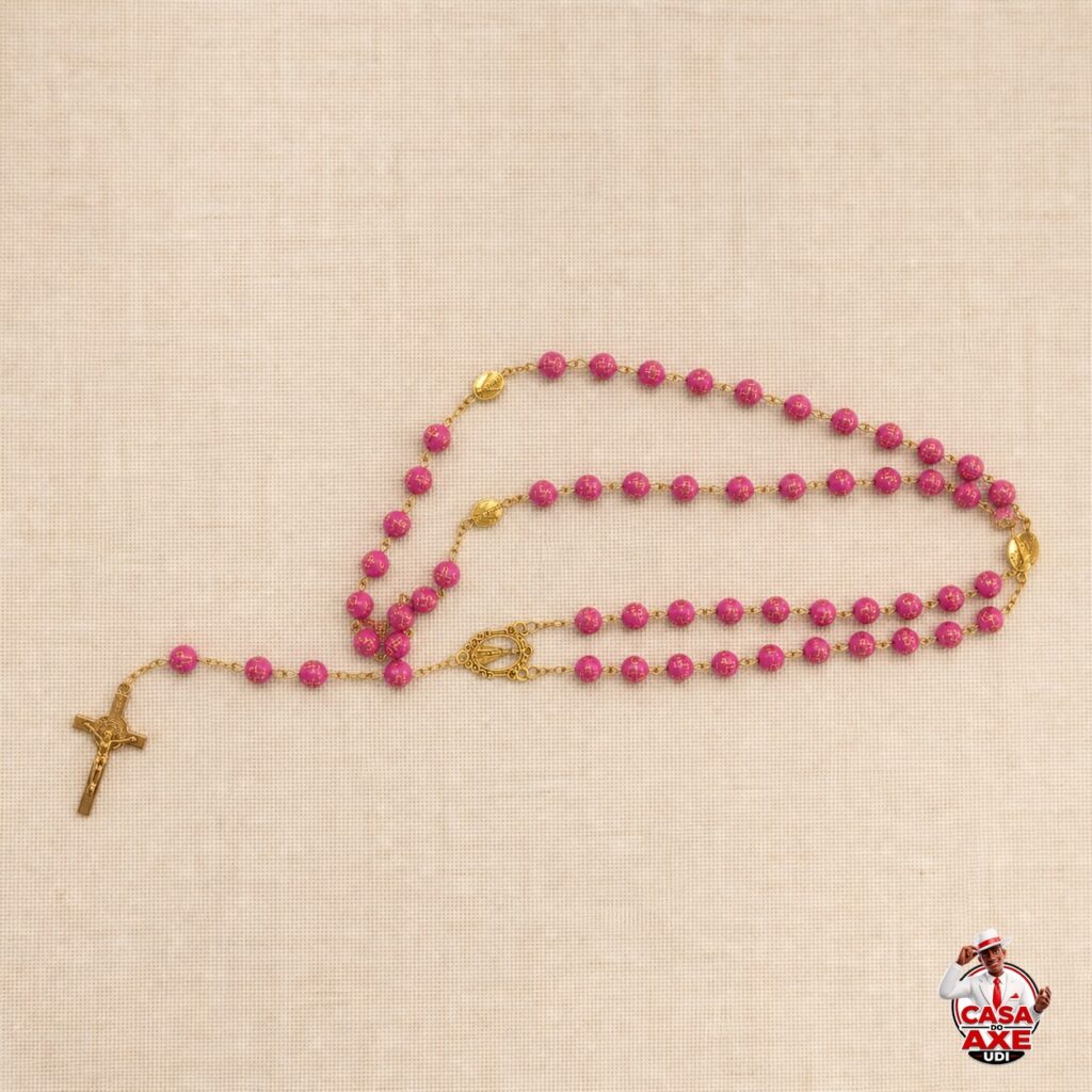 Terço Rosa com Crucifixo Dourado | Casa do Axe Udi
