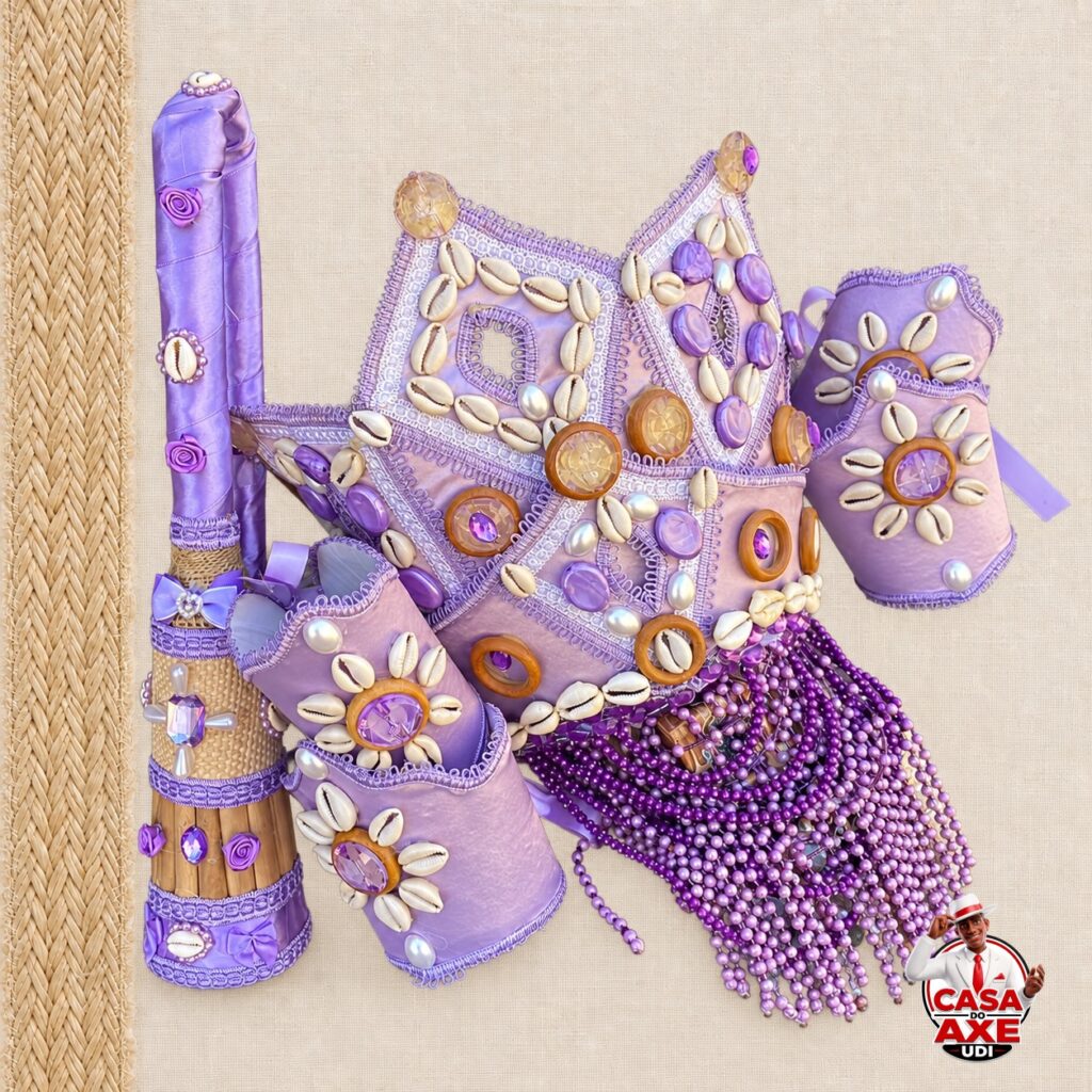 Paramenta Lilás com Búzios - Coroa, Braceletes e Ferramenta | Casa do Axe Udi